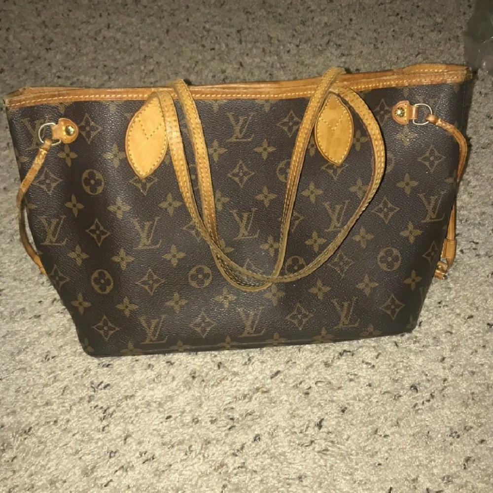 Louis Vuitton Monogram Neverfull PM